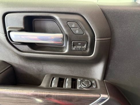 Used 2021 Chevrolet Silverado 1500 LTZ AWD/4WD image 19