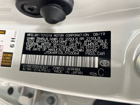 Used 2020 Toyota Prius Limited image 33