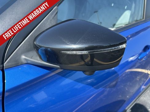 Used 2024 Nissan Kicks SR w/ SR Premium Package FWD image 15