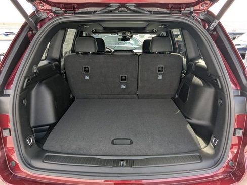 New 2026 Jeep Grand Cherokee Limited Reserve image 12