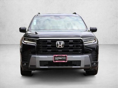 New 2026 Honda Pilot Touring image 2
