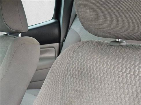 Used 2015 Toyota Tacoma PreRunner RWD image 14