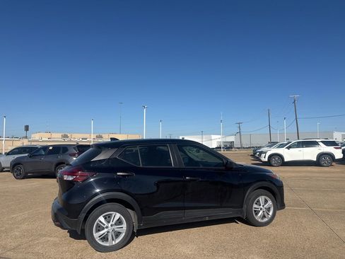 Certified 2023 Nissan Kicks S image 22