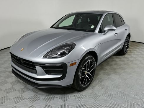 New 2026 Porsche Macan image 1