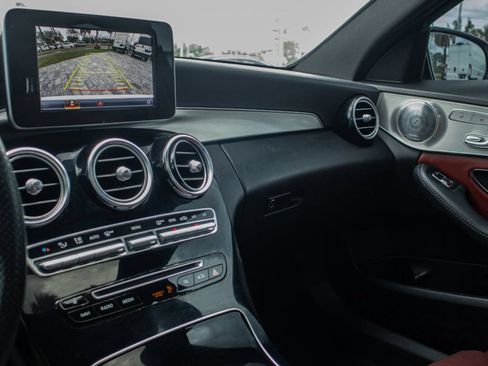 Used 2018 Mercedes-Benz C 300 Sedan image 35