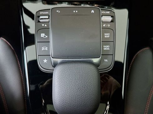 Used 2023 Mercedes-Benz CLA 250 CLA 250 image 19