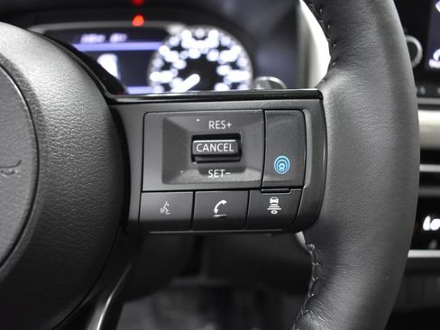 Certified 2023 Nissan Rogue SV w/ SV Premium B Package AWD/4WD image 30