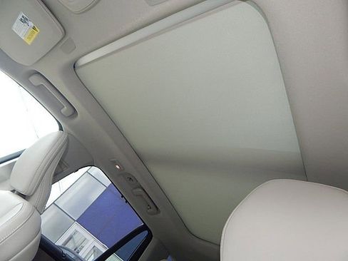 New 2026 Volvo XC90 B6 Ultra image 16