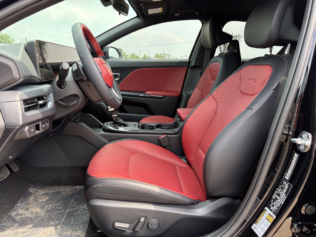 New 2026 Kia K4 GT-Line Turbo w/ GT-Line Premium Package FWD image 12