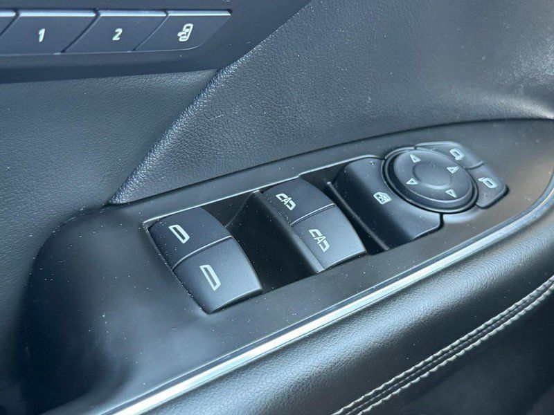 Used 2021 Buick Envision Avenir AWD/4WD image 25