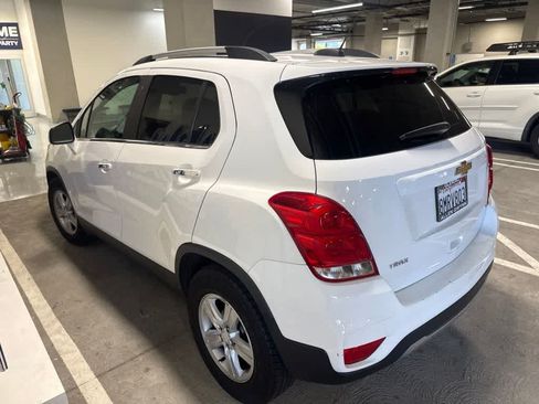 Used 2019 Chevrolet Trax LT w/ LT Convenience Package FWD image 7