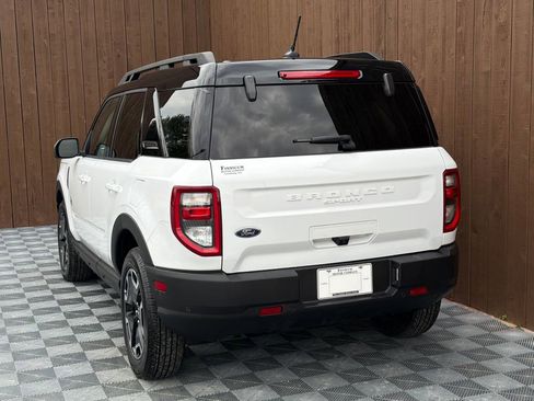 Used 2024 Ford Bronco Sport Outer Banks w/ Tech Package image 18
