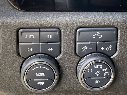Used 2024 Chevrolet Silverado 1500 RST AWD/4WD image 20