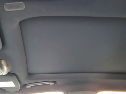 Used 2020 Ford Edge ST-Line image 17