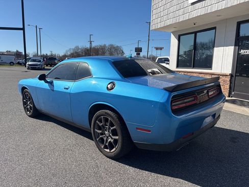 Used 2018 Dodge Challenger GT image 6