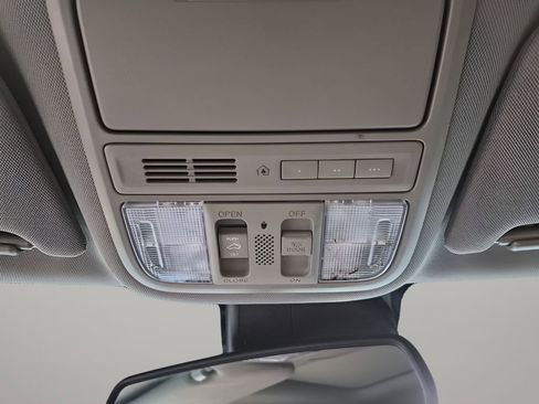 Used 2016 Honda Odyssey EX-L image 39