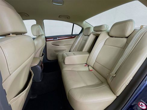 Used 2012 Hyundai Genesis 3.8 image 26