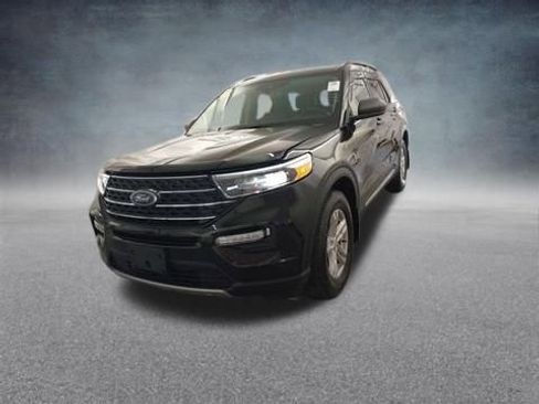 Used 2022 Ford Explorer XLT w/ Equipment Group 202A image 40