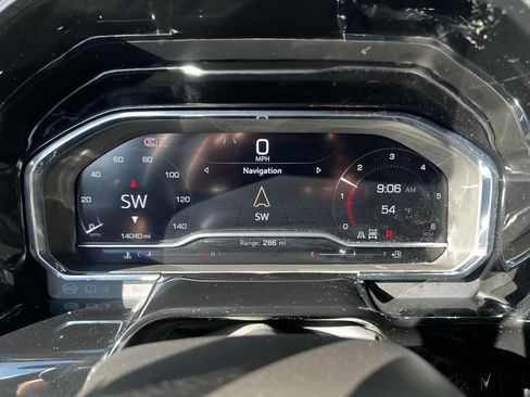 Used 2025 GMC Sierra 1500 SLT w/ SLT Premium Plus Package image 20