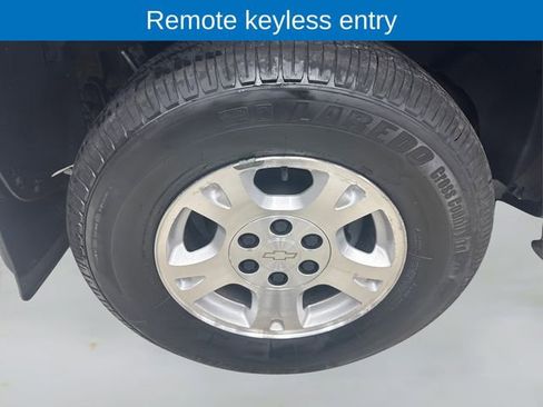 Used 2004 Chevrolet Avalanche Z71 w/ Sun And Sound Package image 16