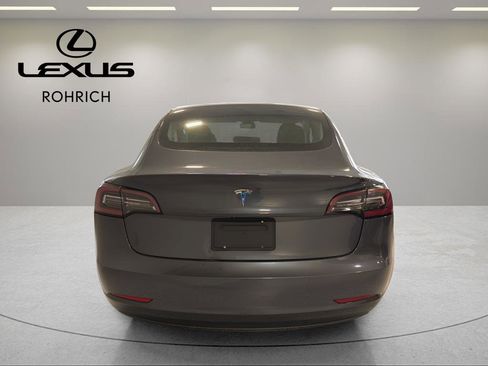 Used 2019 Tesla Model 3 Standard Range Plus RWD image 6