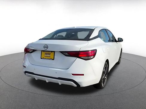 Used 2025 Nissan Sentra SV FWD image 13