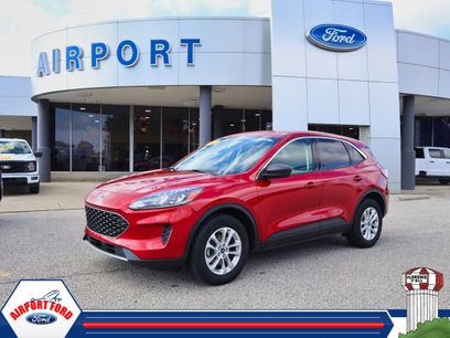 Used 2022 Ford Escape SE w/ Cold Weather Package
