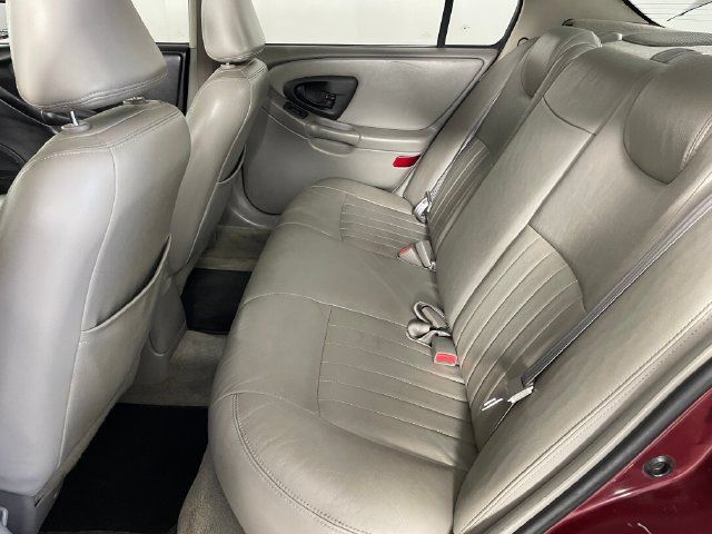 Used 2001 Chevrolet Malibu LS w/ Preferred Equipment Group 1 FWD image 16