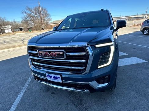 New 2026 GMC Yukon XL Elevation w/ Elevation Premium Package image 12