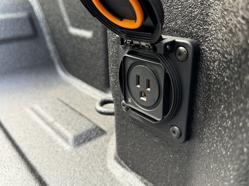 New 2026 GMC Sierra 1500 SLT w/ SLT Premium Plus Package image 17