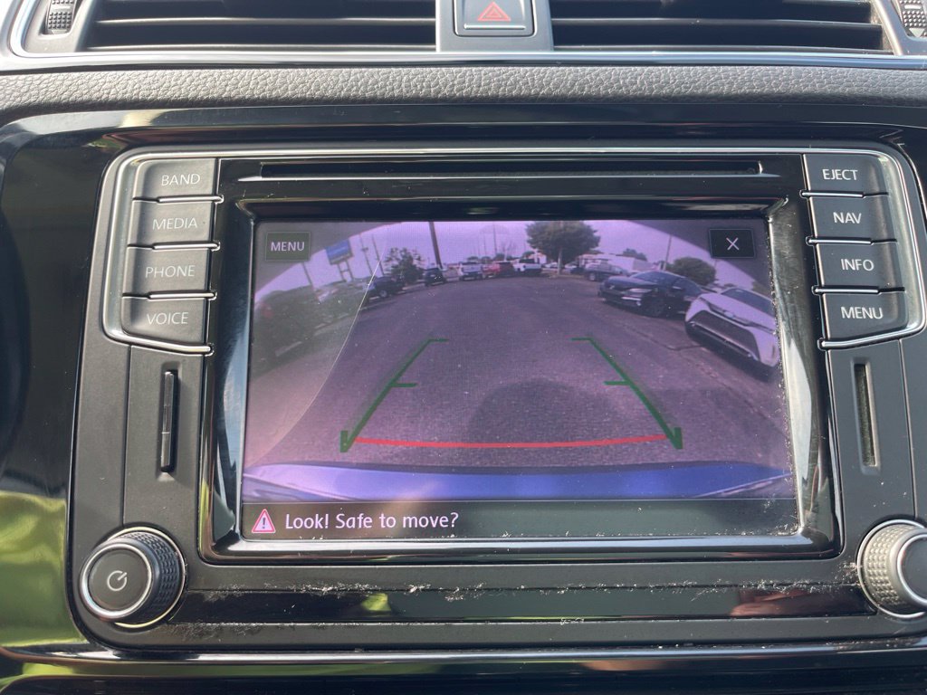 Used 2017 Volkswagen Jetta SEL FWD image 26