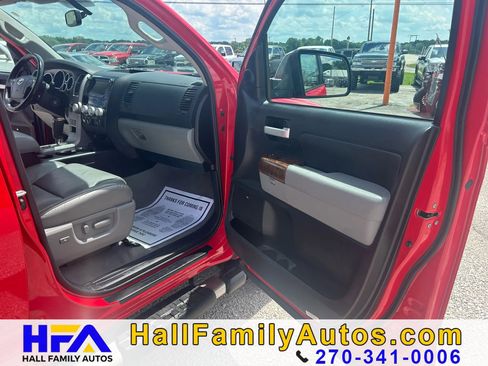 Used 2010 Toyota Tundra Limited AWD/4WD image 21