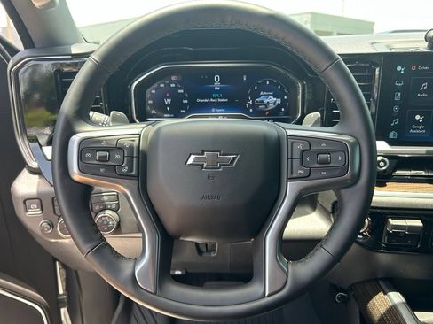 Used 2025 Chevrolet Silverado 1500 LT Trail Boss AWD/4WD image 20
