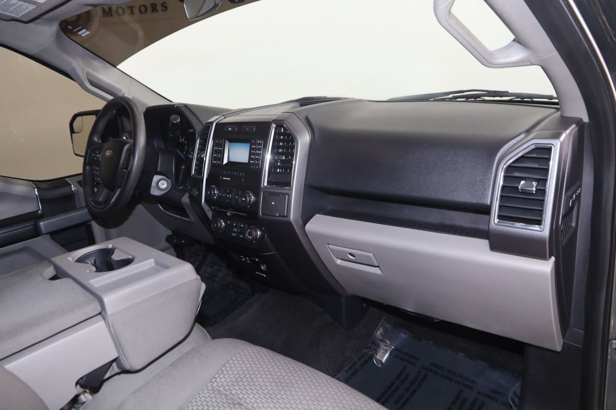 Used 2015 Ford F150 XLT RWD image 36