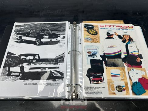Used 1993 Chevrolet Camaro Z28 RWD image 55