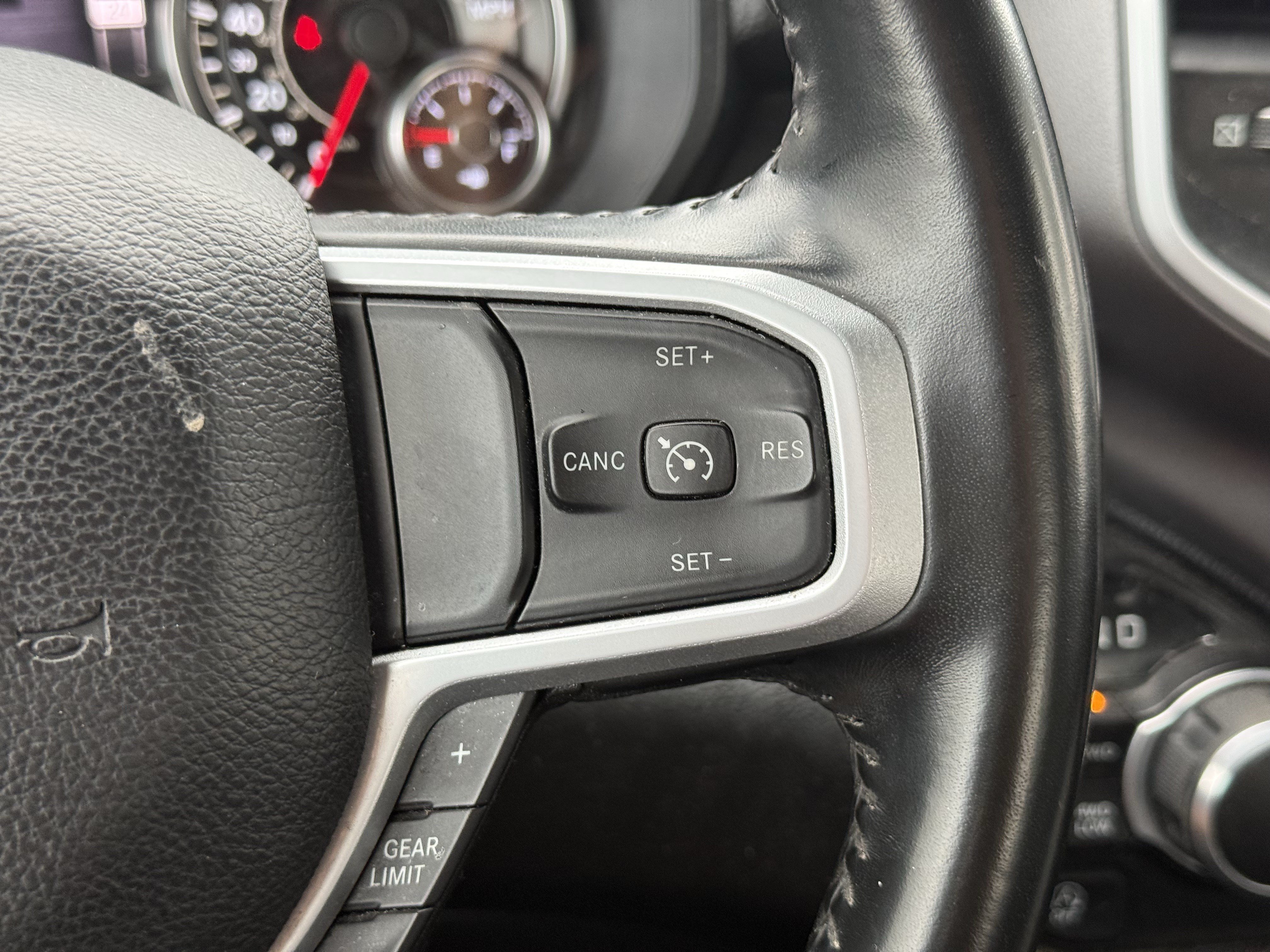 Used 2022 RAM 1500 Lone Star AWD/4WD image 17