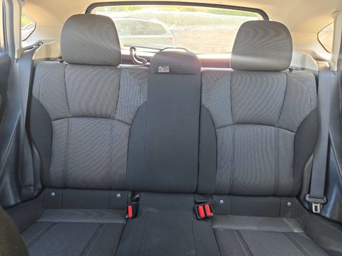 Used 2019 Subaru Impreza 2.0i Premium AWD/4WD image 30