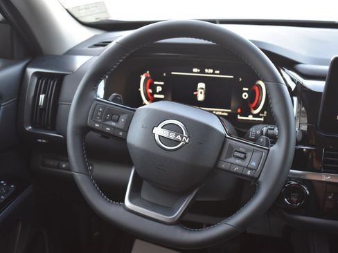 New 2026 Nissan Pathfinder SL FWD image 35