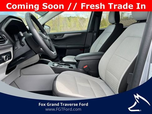 Certified 2023 Ford Escape Active w/ Tech Pack #1 AWD/4WD image 3