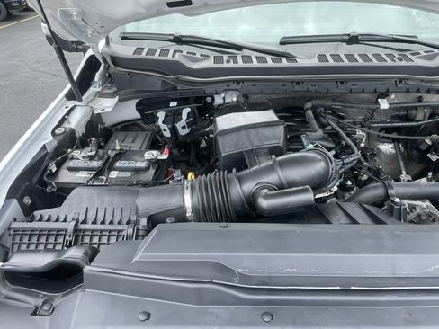 Used 2024 Ford F250 XLT image 40