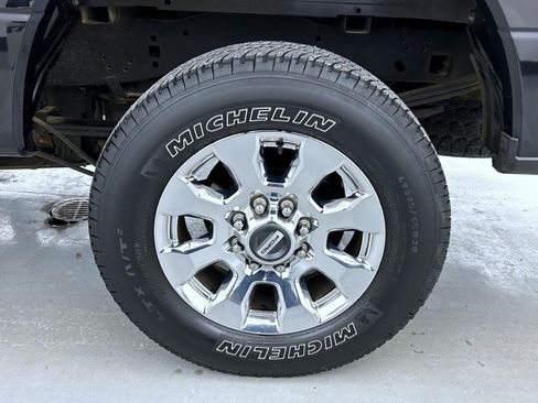 Used 2019 Ford F250 Lariat w/ Lariat Ultimate Package image 22