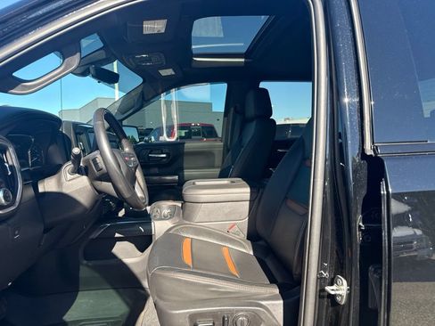 Used 2020 GMC Sierra 1500 AT4 w/ AT4 Premium Package AWD/4WD image 12