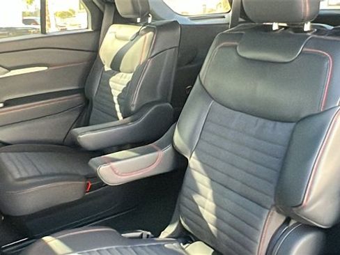 New 2025 Ford Explorer ST-Line w/ Premium Package image 19