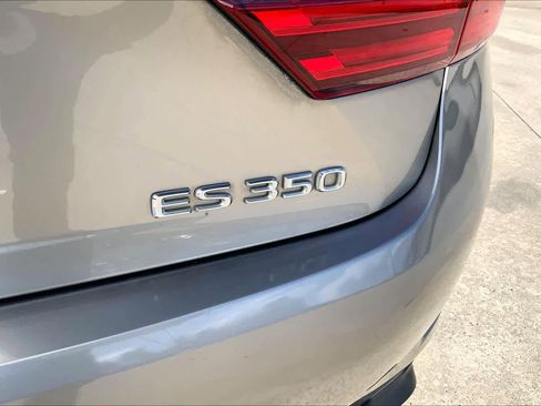Used 2016 Lexus ES 350 image 9