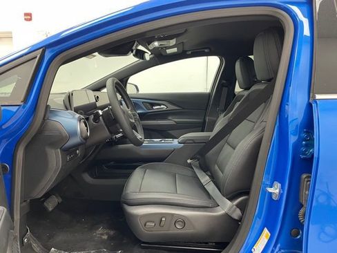 New 2026 Chevrolet Equinox EV LT AWD/4WD image 9