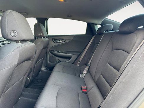 Used 2023 Chevrolet Malibu LS w/ LPO, Floor Liner Package FWD image 13