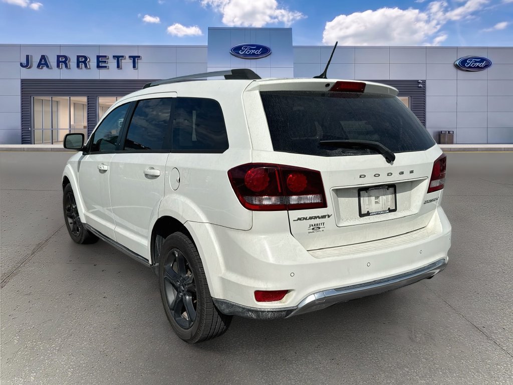 Used 2018 Dodge Journey Crossroad FWD image 3