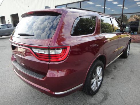 Used 2019 Dodge Durango SXT AWD/4WD image 6