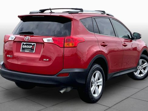 Used 2013 Toyota RAV4 XLE image 13