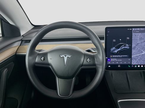 Used 2021 Tesla Model 3 Standard Range Plus RWD image 17